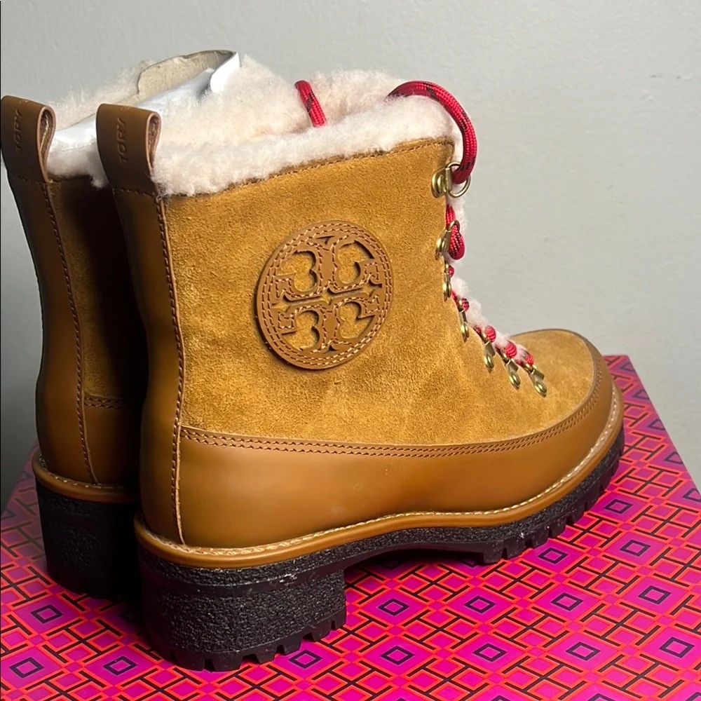 TORY BURCH thea shearling boots size6 color/rhum natural 202 rubberized leather